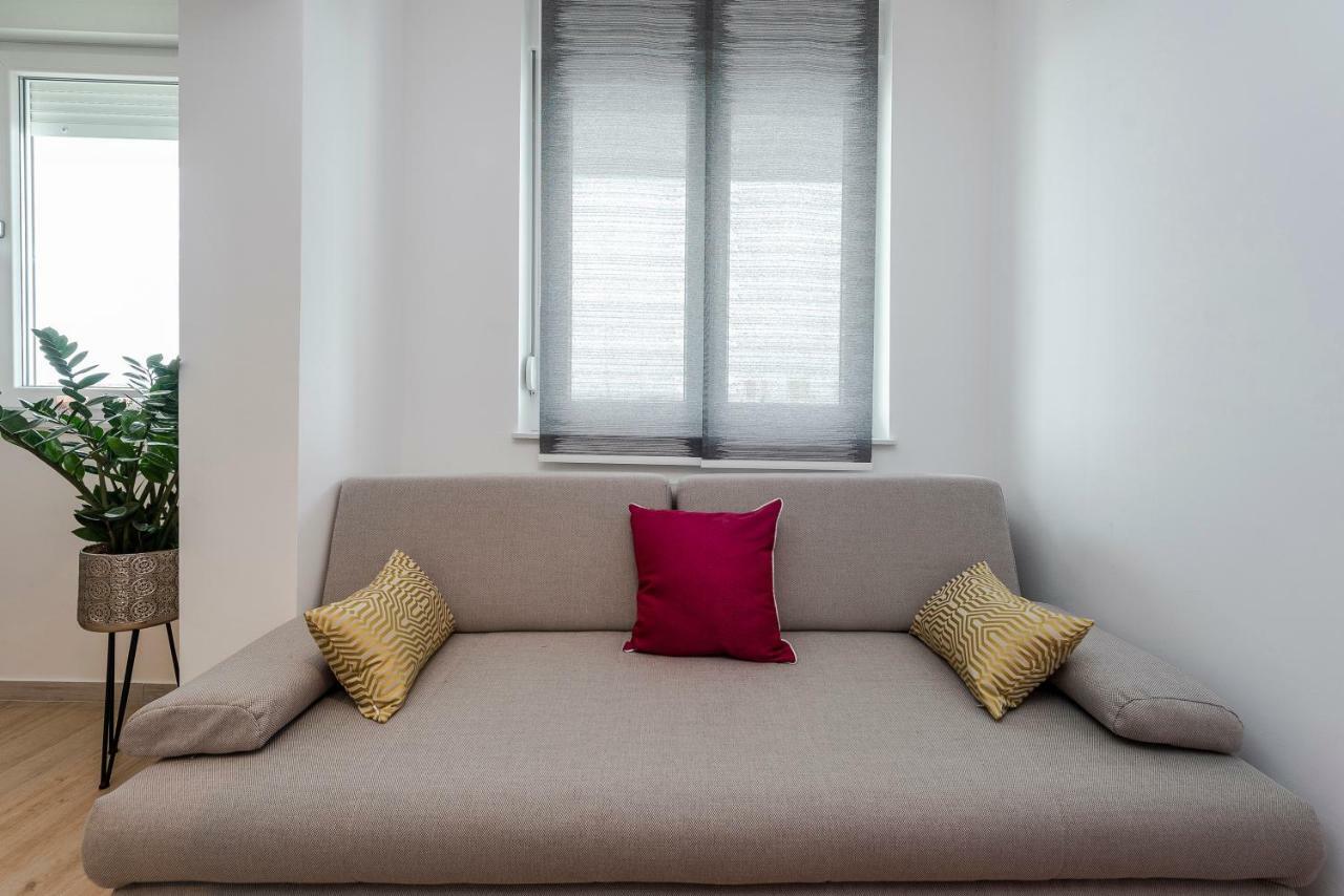 Seven Apartman Apartment Zadar Ngoại thất bức ảnh