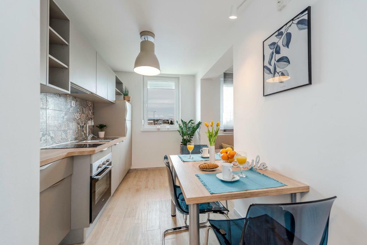 Seven Apartman Apartment Zadar Ngoại thất bức ảnh
