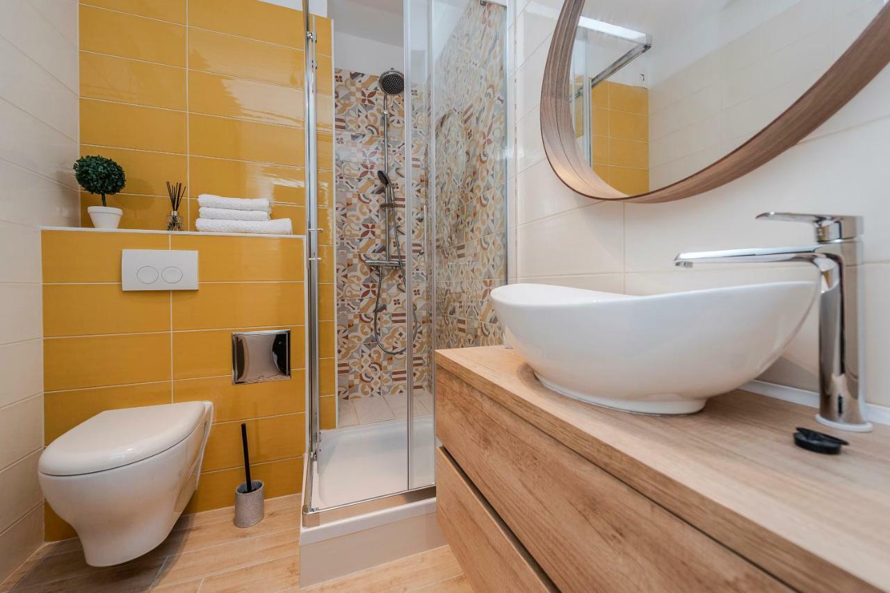 Seven Apartman Apartment Zadar Ngoại thất bức ảnh