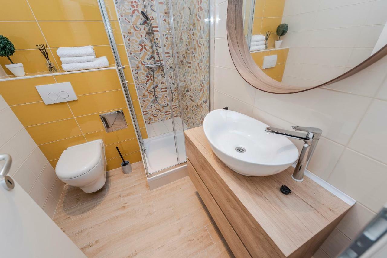 Seven Apartman Apartment Zadar Ngoại thất bức ảnh